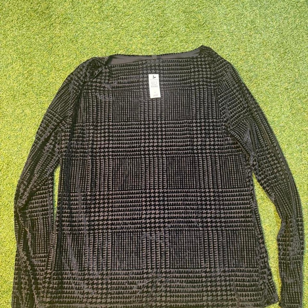 Talbots Black and Gray Plaid Long Sleeve Top Size Medium